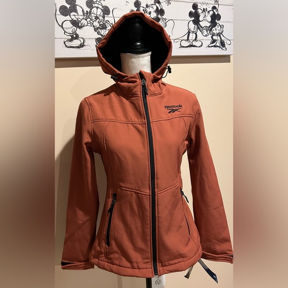 Reebok Womens Lightweight Softshell Jacket, teracotta color S NWT - Picture 1 of 9
